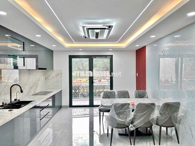 Cho Thuê Nhà Đẹp Full Nội Thất Cao Cấp Bình Tân