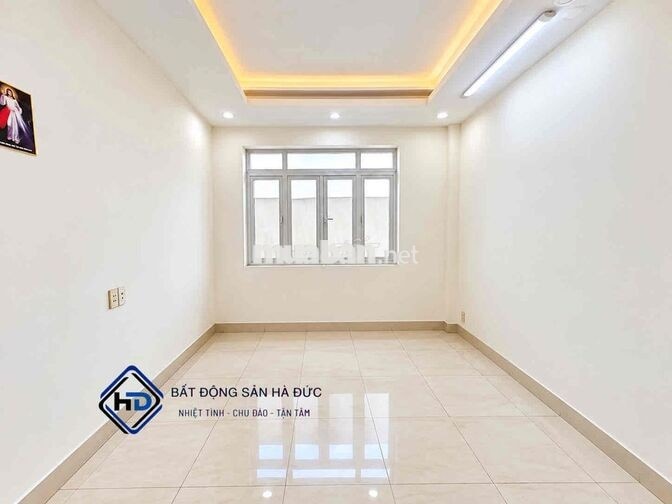 Biệt thự 7x25 đúc 3 lầu vị trí cực đẹp gần UBND Quận 12