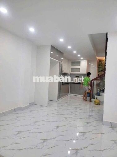 Nhà 1 Trệt 1 Lửng 3 Lầu 4PN 5WC KDC Hoàng Quốc Việt Quận 7