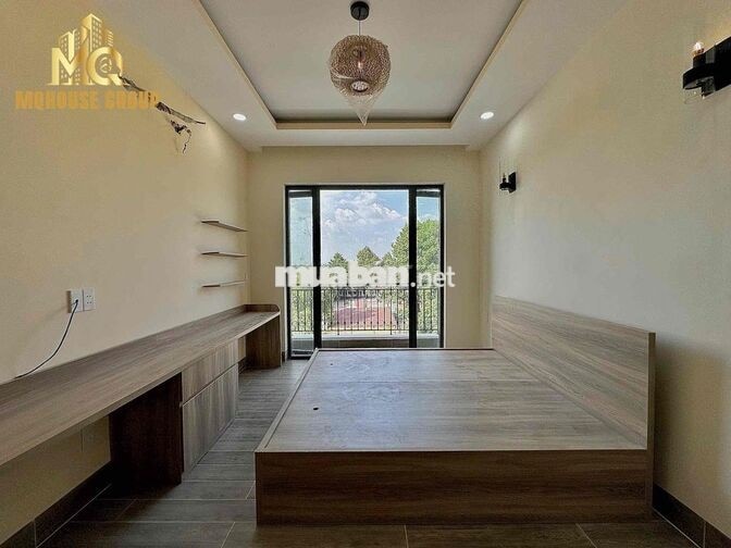 Penthouse cao cấp ngay sát nhà để xe ga T3