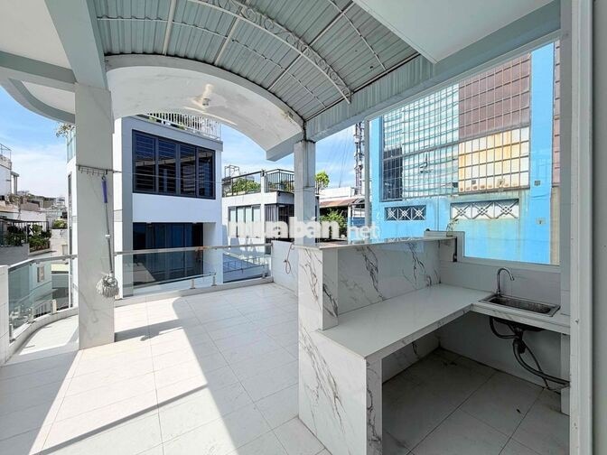 Cho Thuê Penthouse Tách Bếp Balcon 40m2 3ng2xe Ngay 3/2 CC Hado Q10