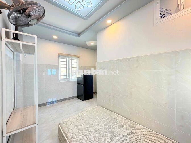 Cho Thuê Penthouse Tách Bếp Balcon 40m2 3ng2xe Ngay 3/2 CC Hado Q10
