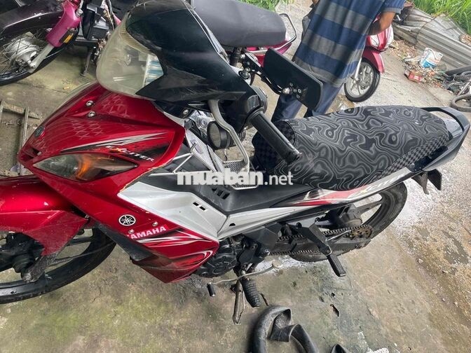 Yamaha Exciter đỏ bạc đen