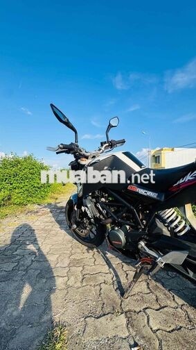 KTM Duke 200 2015 200cc 8 vạn km Đen trắng