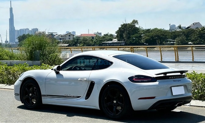 Bán xe Porsche 718 Cayman 12.2021