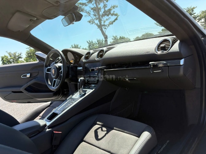 Bán xe Porsche 718 Cayman 12.2021