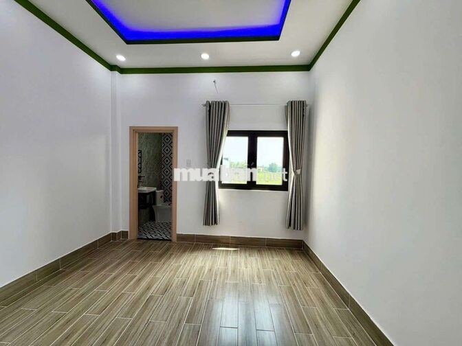CHÍNH CHỦ CẦN BÁN NHÀ PHỐ 1 TRỆT 1 LẦU SHR GẦN CẦU LỚN HÓC MÔN