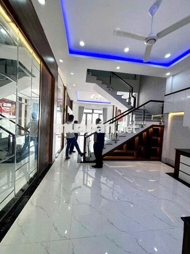 KHU BIỆT THỰ MINI 5X45M CÓ VƯỜN SAU RỘNG RÃI GIÁ THUÊ 8 TRIỆU 