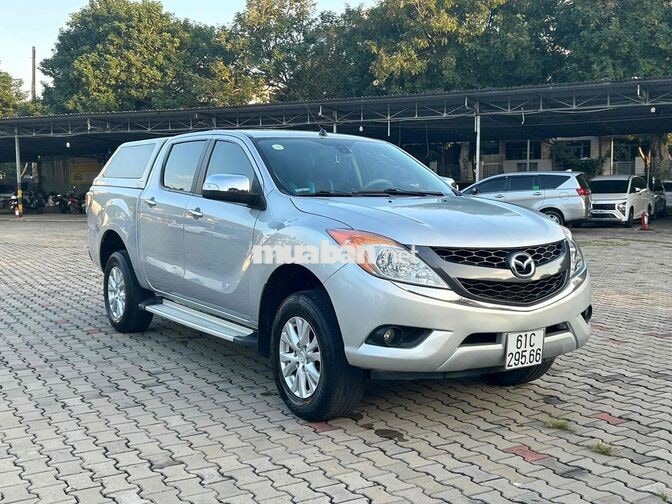 Mazda BT-50 2015 2.2AT 140.000 km Bạc