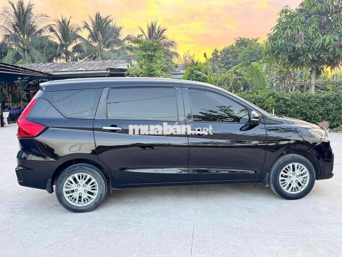 SUZUKI ERTIGA 2019 130.000 KM ĐEN