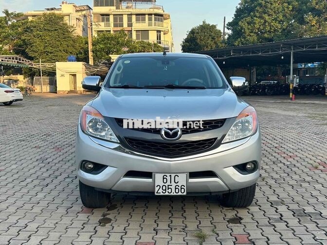 Mazda BT-50 2015 2.2AT 140.000 km Bạc
