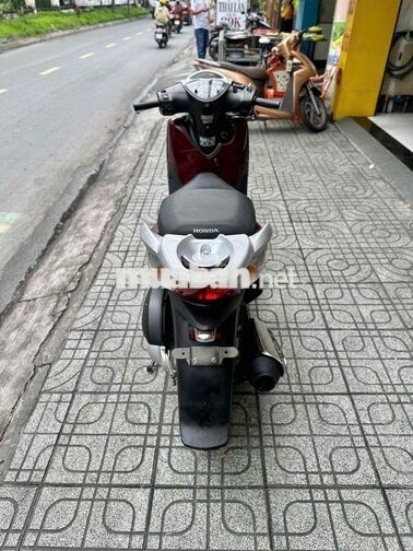 HONDA SH 150 NHẬP Ý MÀU ĐỎ