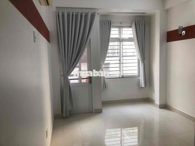 Phòng trọ ban công đầy đủ nội thất Q10 Lê Hồng Phong