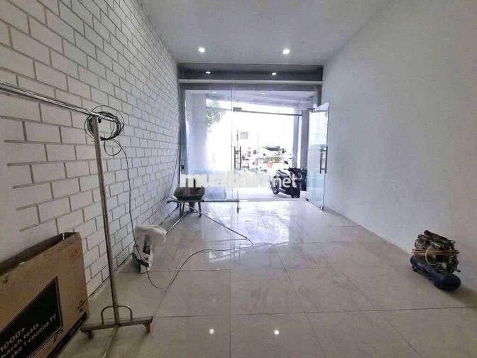 MẶT TIỀN CỘNG HÒA – TÂN BÌNH | 13 TRIỆU/THÁNG