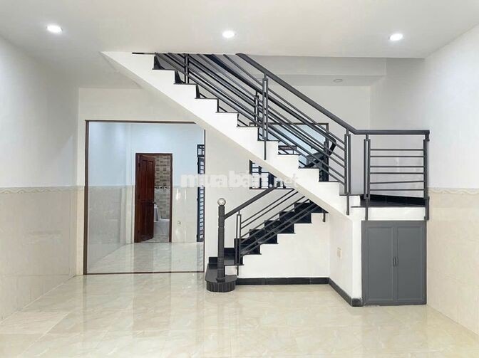 Cho thuê nhà đẹp mặt tiền khu dân cư Thành Sơn - Bà Điểm, Hóc Môn