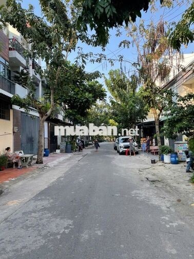 Cho thuê nhà đẹp mặt tiền khu dân cư Thành Sơn - Bà Điểm, Hóc Môn