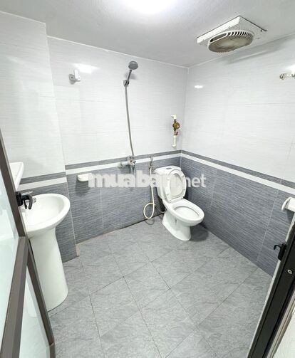 1 ngủ 1 khách riêng 35m² 4,6tr, ở luôn, gần Đại lộ Thăng Long