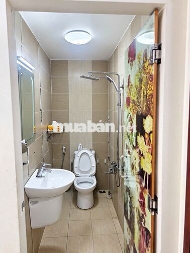 Cho thuê nhà Nguyễn Đình Chiểu, 4 tầng, 4pn3wc, chỉ 15tr/tháng