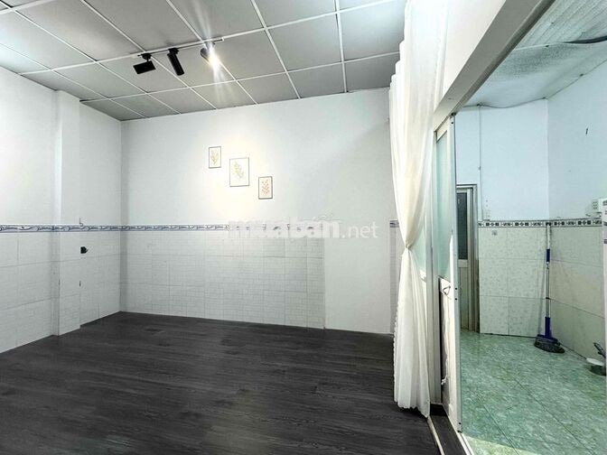 PHÒNG STUDIO TÁCH BẾP RỘNG ~40m2 NGAY HOÀNG DIỆU 2