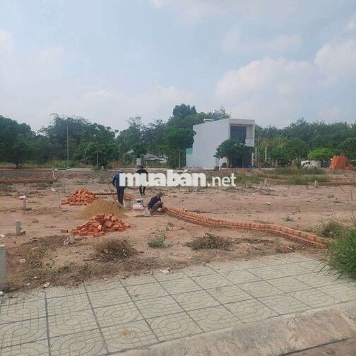CHÍNH CHỦ Cần Bán Lô đất đường nhựa gần chợ Phú Hòa Đông