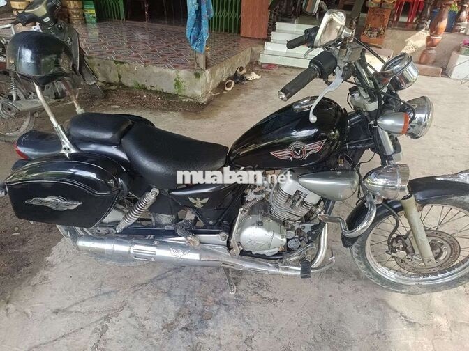 Xe mô tô Kawasaki Vulcan 149cc màu đen