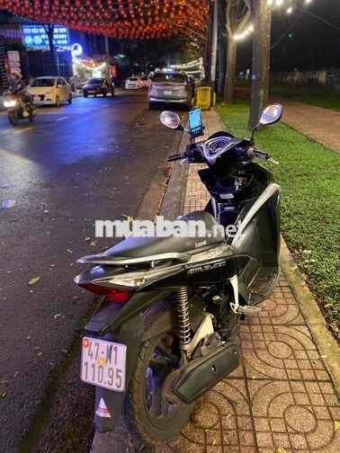 Honda Air Blade màu Đen