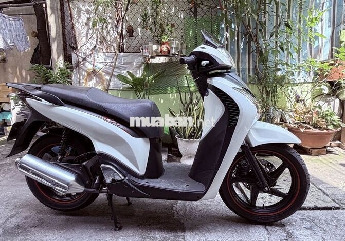 Honda SH Ý 2011 màu trắng