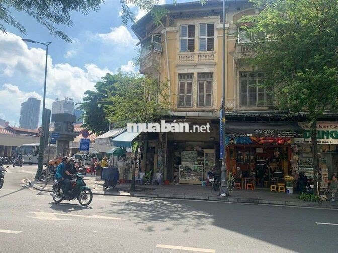 MB cách chợ Bến Thành 15 met. giá 40tr bao vat