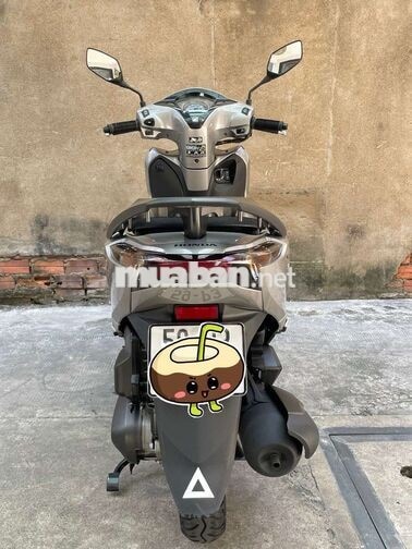 Honda Lead màu Bạc
