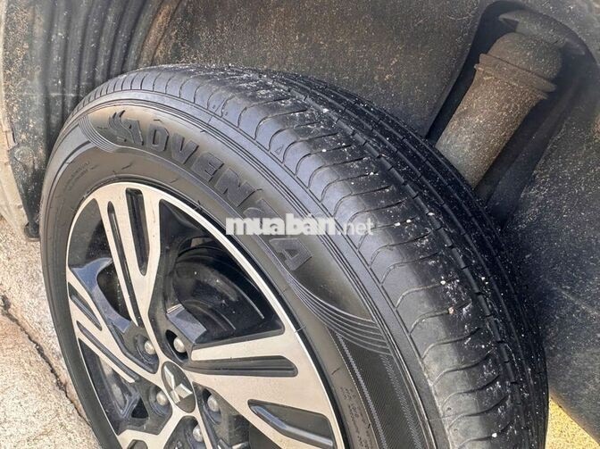 Mitsubishi Xpander 2023 MT Xám bạc