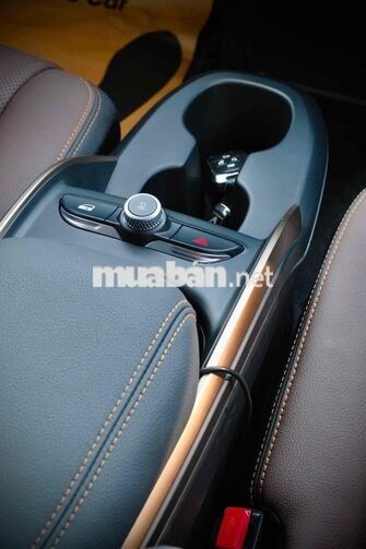 VinFast VF6 2026 Plus Trắng