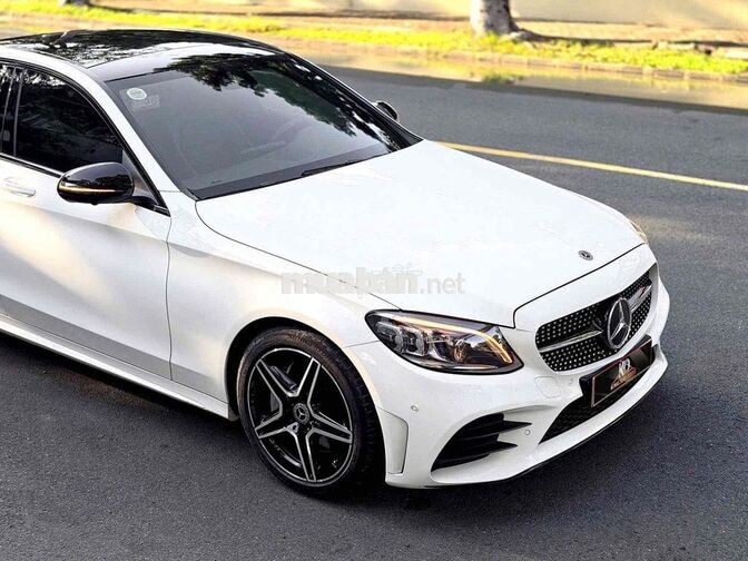 C300 AMG 2020 21.000 km Trắng nt nâu