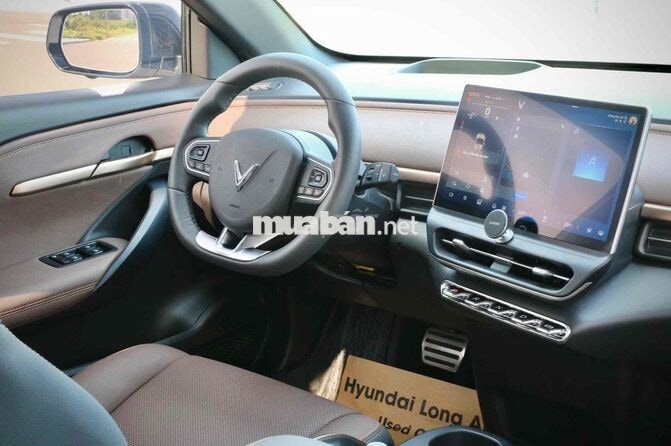 VinFast VF6 2026 Plus Trắng
