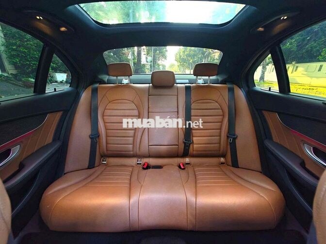 C300 AMG 2020 21.000 km Trắng nt nâu