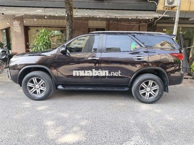 Toyota Fortuner 2020 2.7AT Đen
