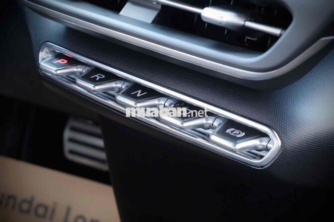VinFast VF6 2026 Plus Trắng