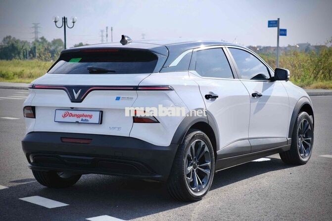 VinFast VF6 2026 Plus Trắng