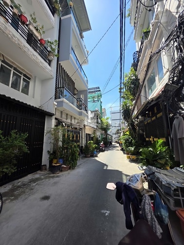Bán nhà xây dựng mới 2 mặt tiền 19 Diên Hồng Phường 1, Quận Bình Thạnh