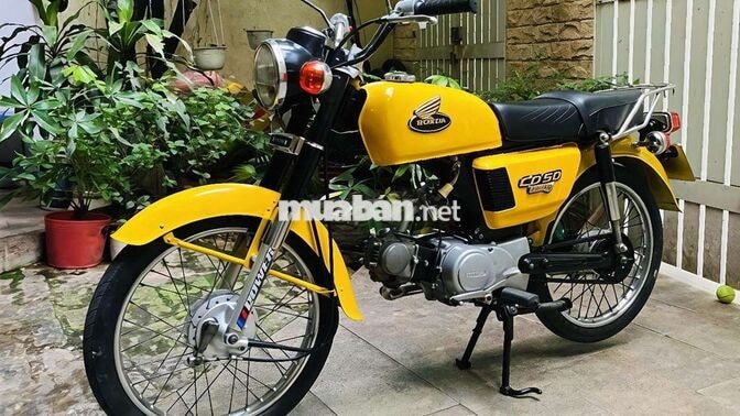 Chia sẻ lại con Honda CDs-50 pt zin90%