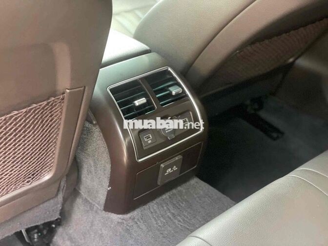 VinFast Lux A2.0 2022 Plus 56000 km Đen