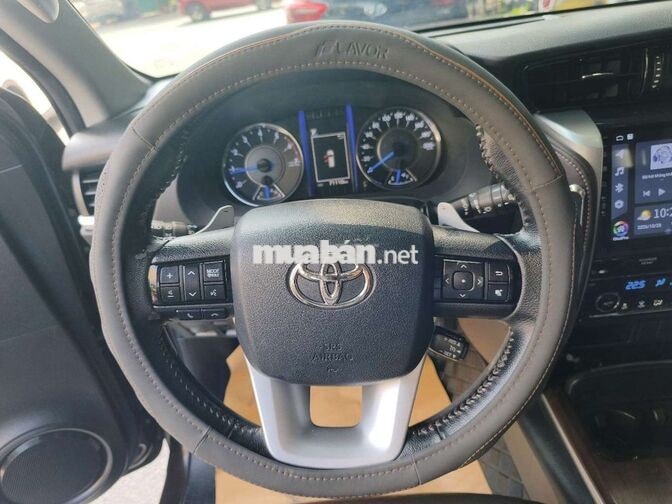 Toyota Fortuner 2020 2.7AT Đen