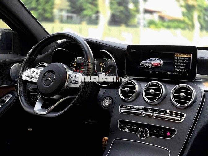 C300 AMG 2020 21.000 km Trắng nt nâu