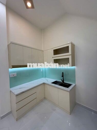 Nhà đẹp - Chủ nhà bán gấp - Giá hơn 3 tỷ xíu - 2pn 2wc - Ngang lớn 5m💥