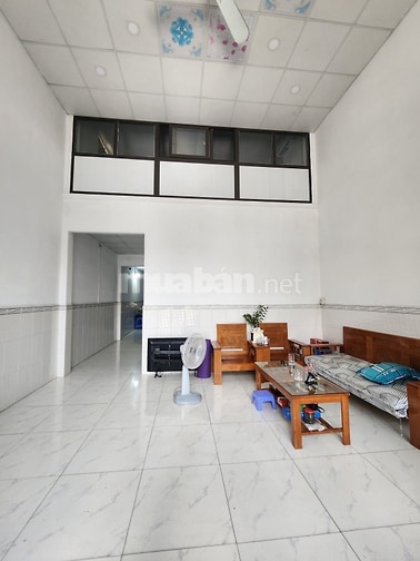 Nhà g.iá cực T.ốT - vị trí rất đẹp 97m2. Thổ cư 2 TẦNG. GIÁ CHỈ 2.35T