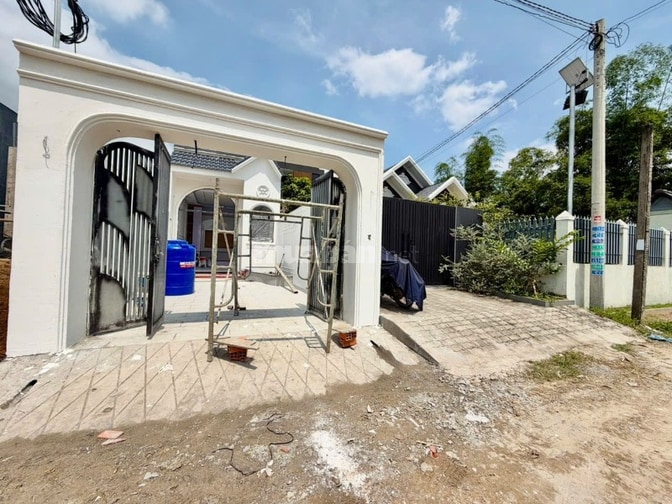 Nhà phố sân vườn 40m2,3PN 2 WC. Nơi lý tưởng nghỉ ngơi sau giờ làm 