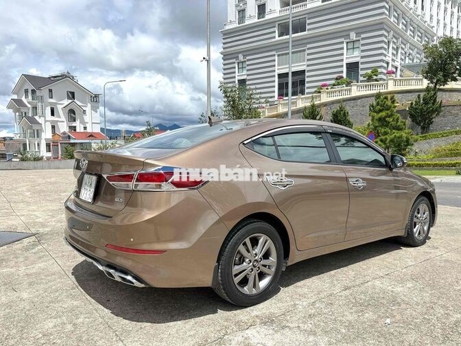 Hyundai Elantra 1.6 AT 2017 Nâu