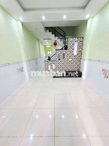 Nguyễn Sơn. Tân Phú ( 2pn, 2wc) hẻm xe hơi. Dtsd 96m2