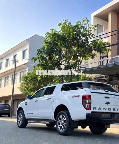 Ford Ranger Wildtrak 3.2L 2 cầu tự động dk 2017