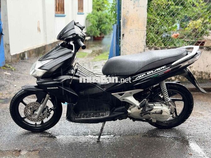 Honda Airblade màu đen