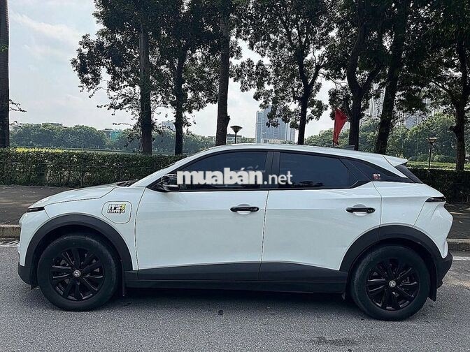 VinFast VF6 S 2024 Trắng